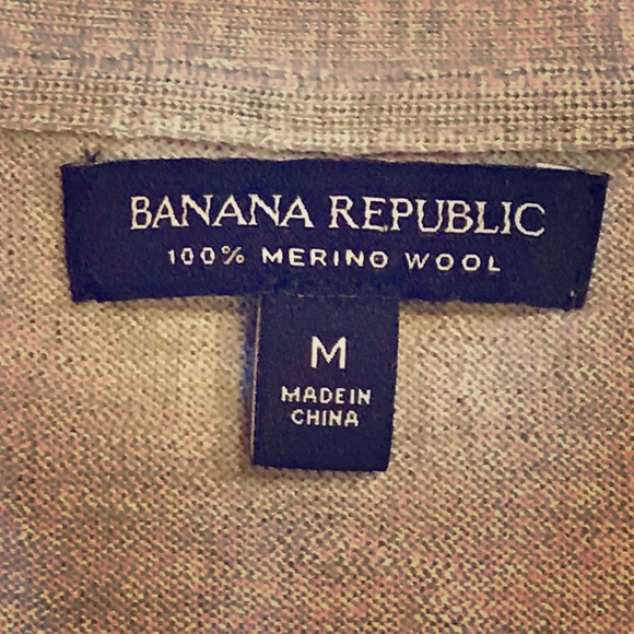 100% Merino Wool Sweater- Banana Republic NWOT MED - Picture 2 of 3
